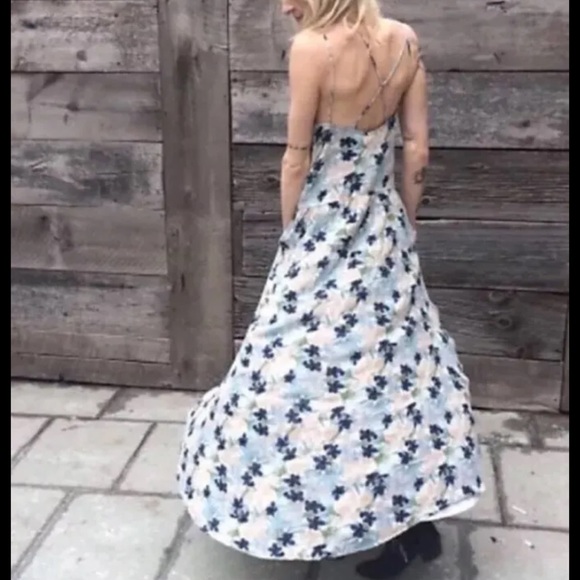 Free People Dresses & Skirts - NWOT Free People Long Blue Floral Mulberry Maxi Dress with Keyhole XS Z217-6
